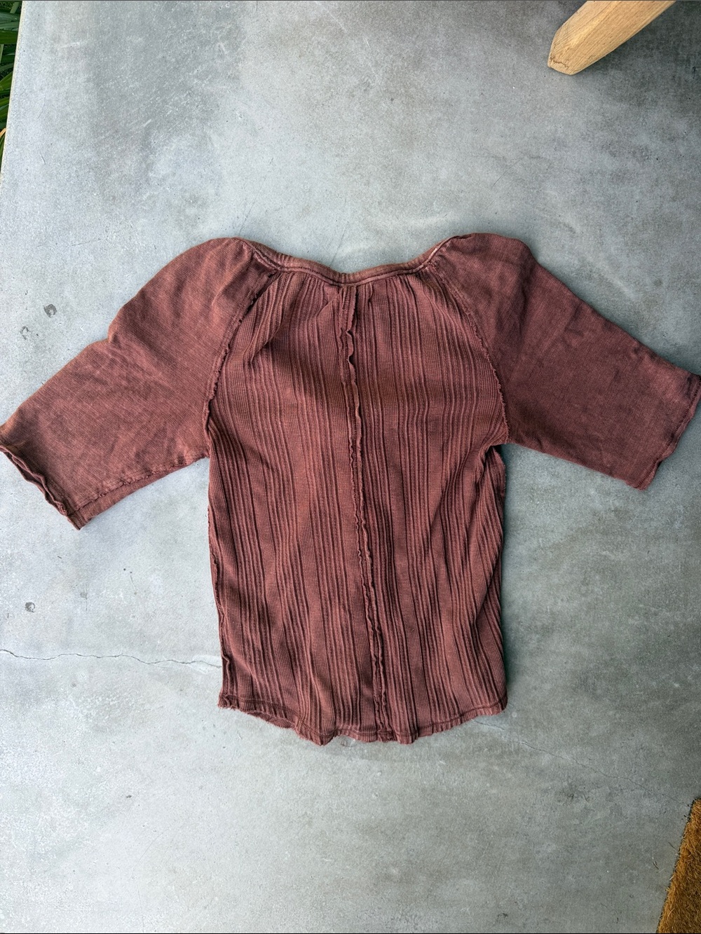 We The Free Ribbed Button-Front Top in Rose/Light Rust - Picture 3 of 8